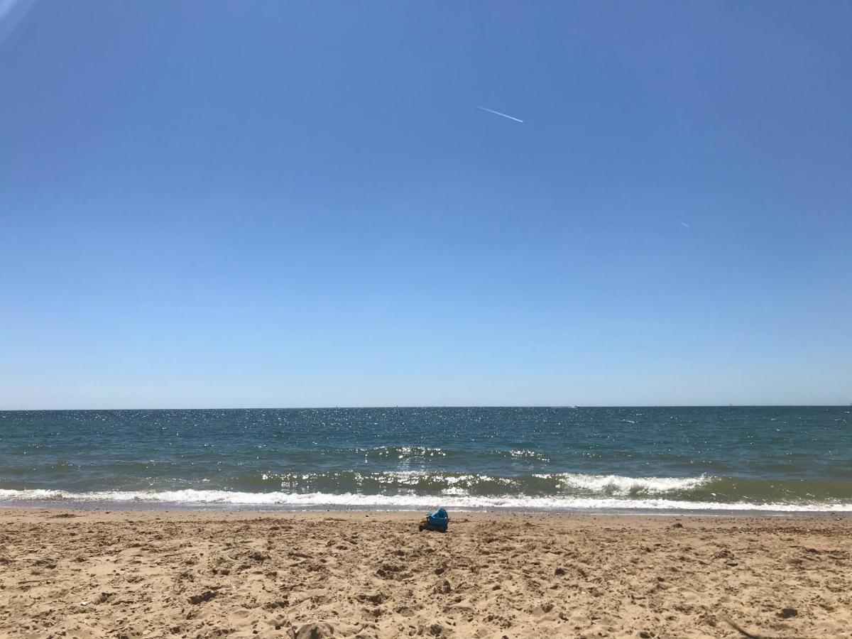 Bournemouth Cottage 6Mins From Beach, Free Parking Bagian luar foto